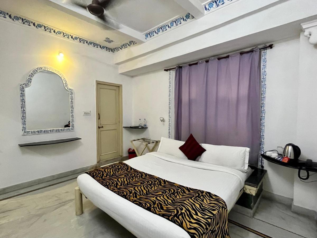 Hotel The Tiger Удайпур Экстерьер фото
